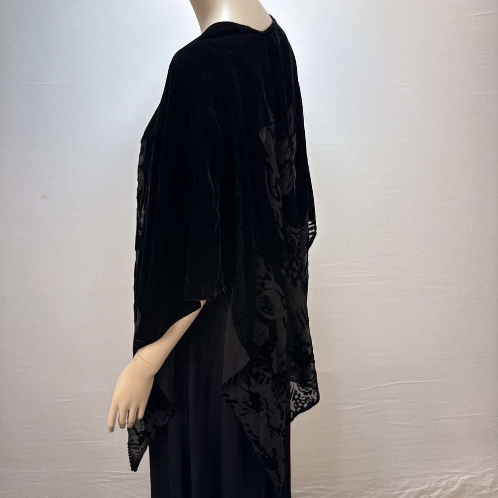 Chico's Black Floral Burnout Velvet Shawl Wrap Scarf One Size Evening Goth - Picture 3 of 7